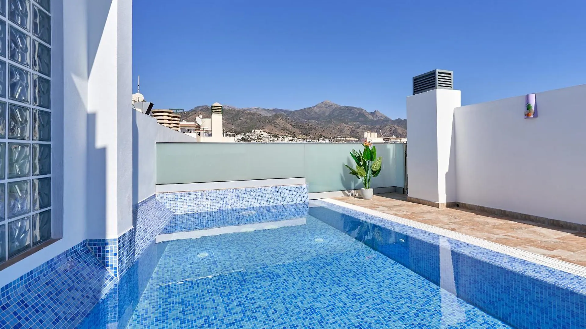 Nerja Boutique B3 Sweet Corner Apartment